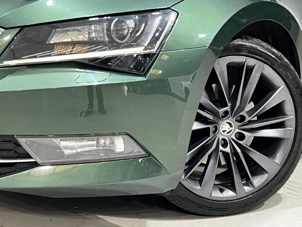 View SKODA SUPERB 1.5 TSI ACT SE L Executive