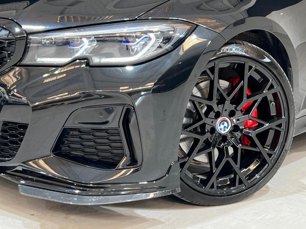 View BMW 3 SERIES 3.0 M340i xDrive Saloon