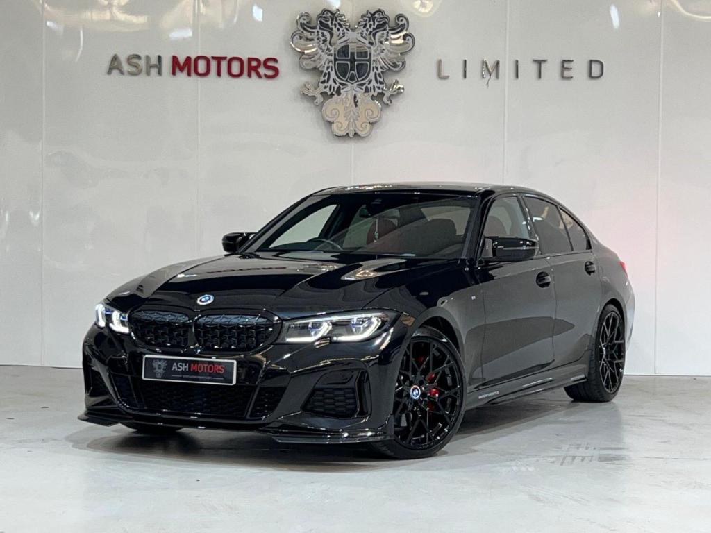 View BMW 3 SERIES 3.0 M340i xDrive Saloon