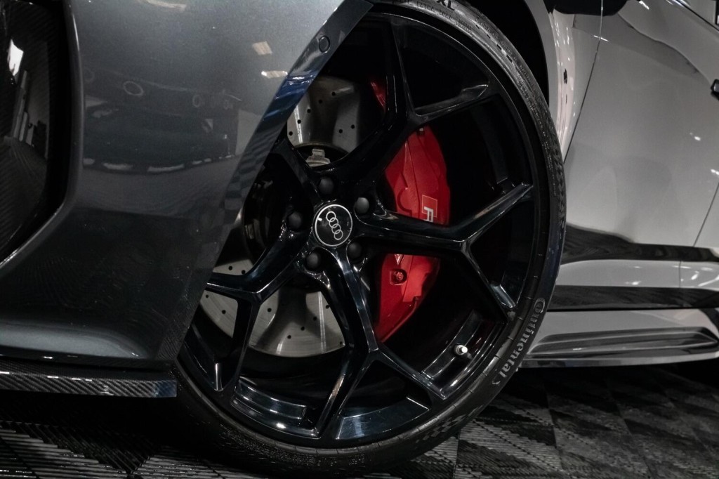 View AUDI RS6 4.0 TFSI V8 Performance Carbon Vorsprung