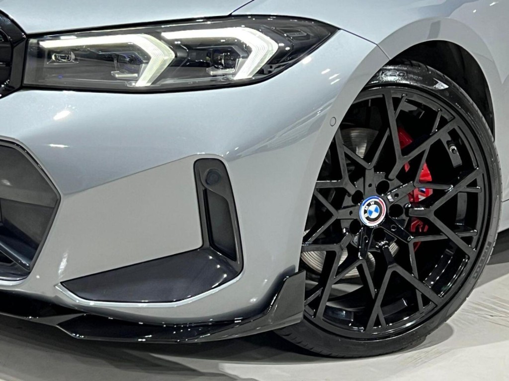 View BMW 3 SERIES 3.0 M340d xDrive Saloon