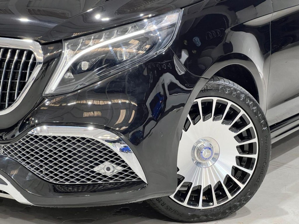 View MERCEDES-BENZ V CLASS 2.0 V300d AMG Line