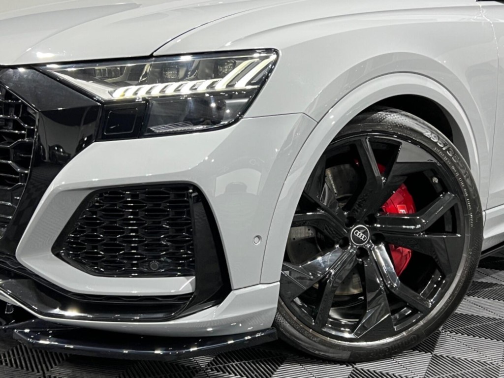 View AUDI RSQ8 4.0 TFSI V8 Vorsprung