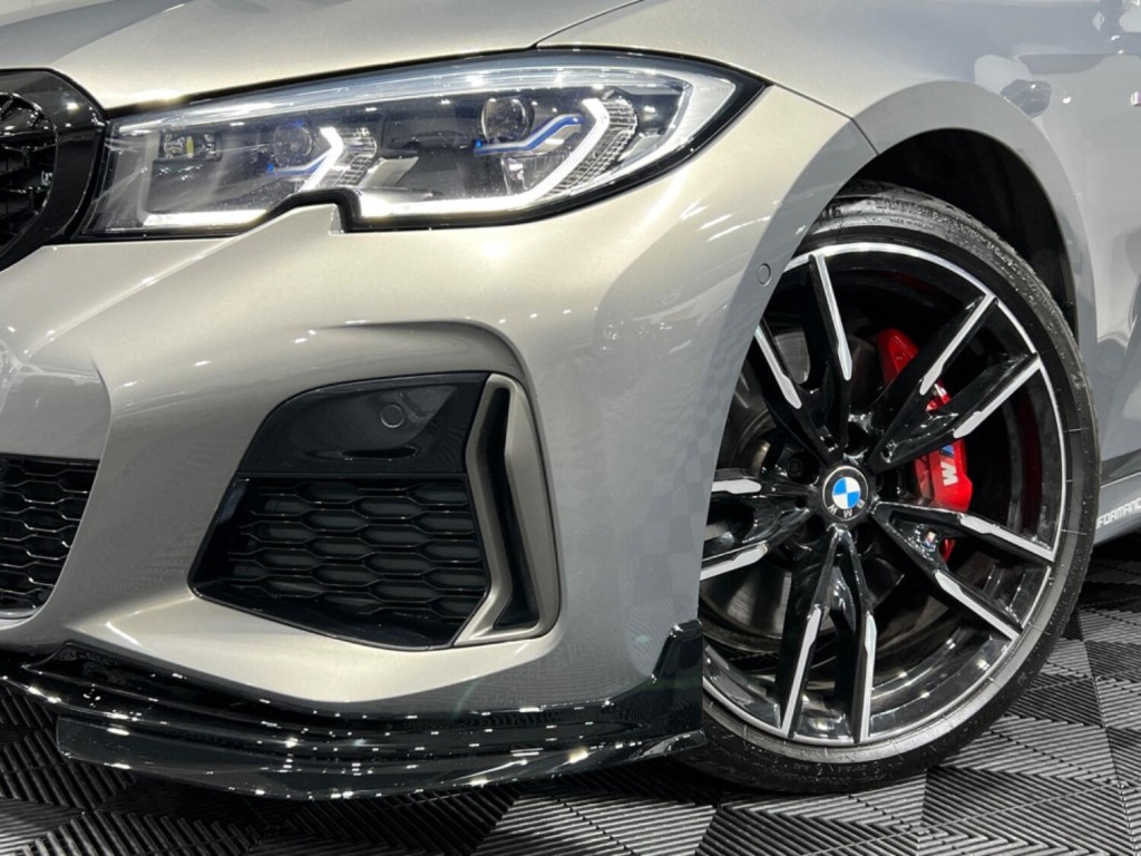 View BMW 3 SERIES 3.0 M340i xDrive Saloon