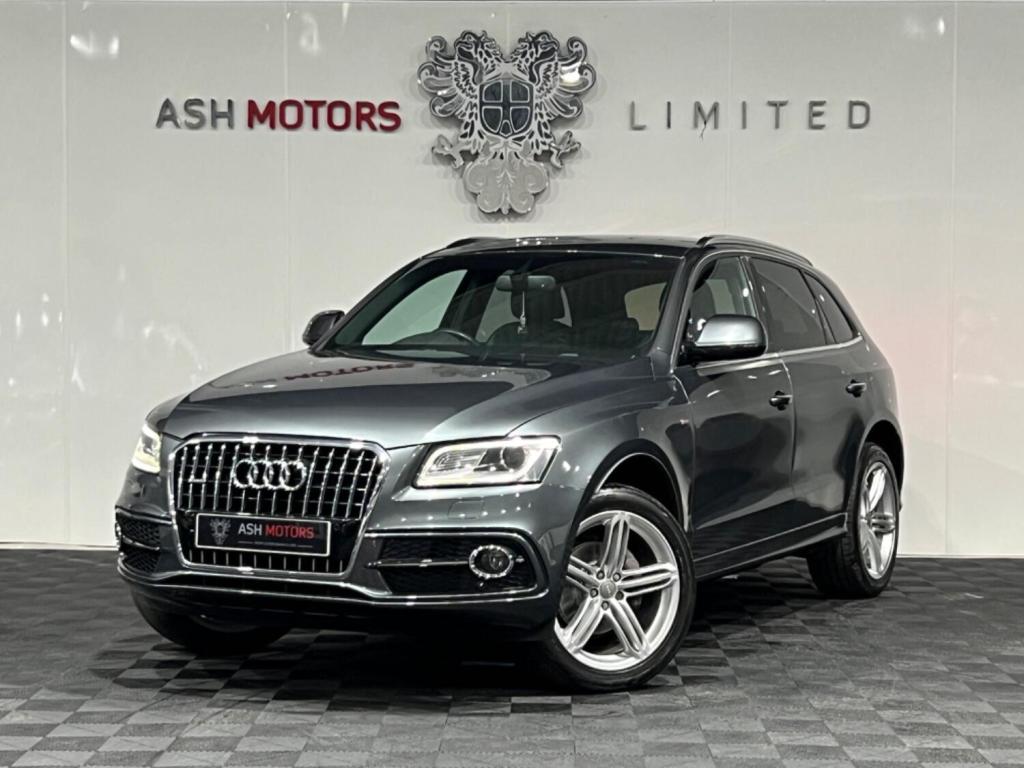 View AUDI Q5 2.0 TDI S line Plus