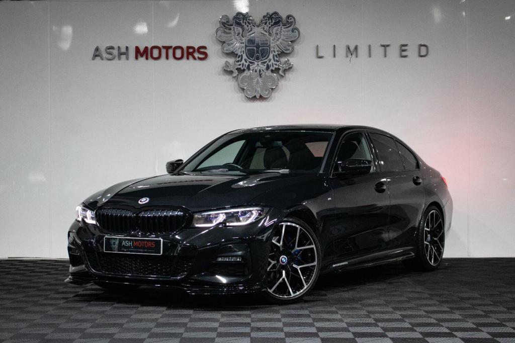 View BMW 3 SERIES 2.0 320d M Sport Saloon