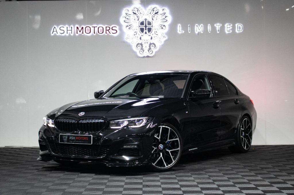 View BMW 3 SERIES 2.0 320d M Sport Saloon