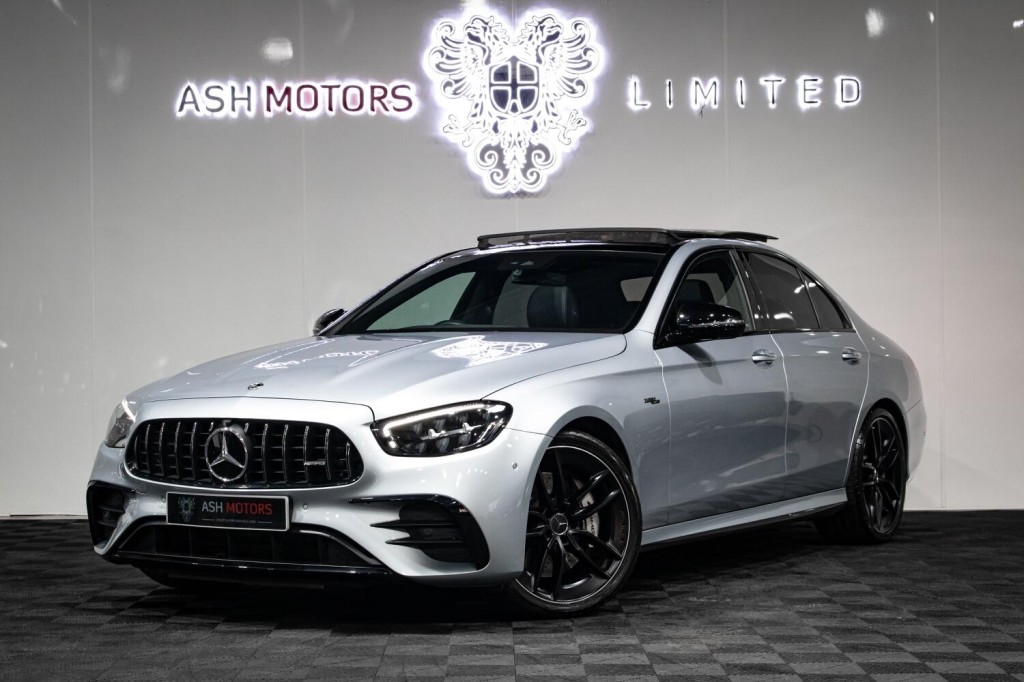 View MERCEDES-BENZ E CLASS 3.0 E53h BiTurbo MHEV AMG Night Edition