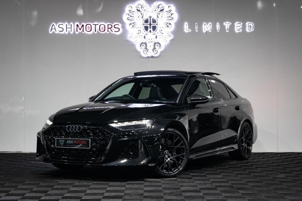 View AUDI RS3 2.5 TFSI Carbon Vorsprung