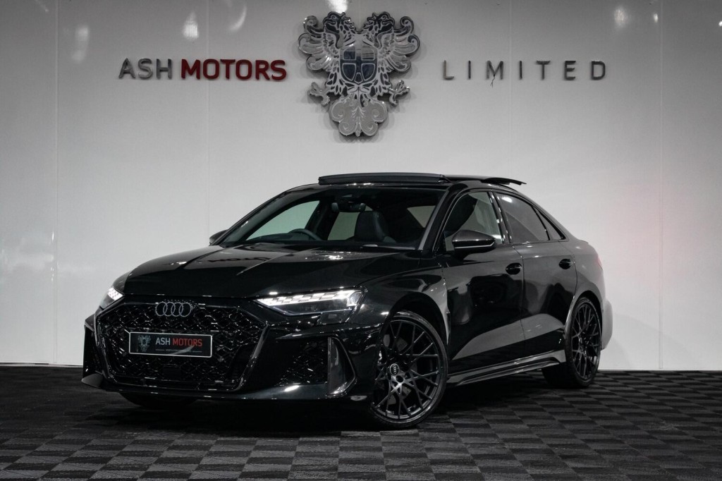 View AUDI RS3 2.5 TFSI Carbon Vorsprung