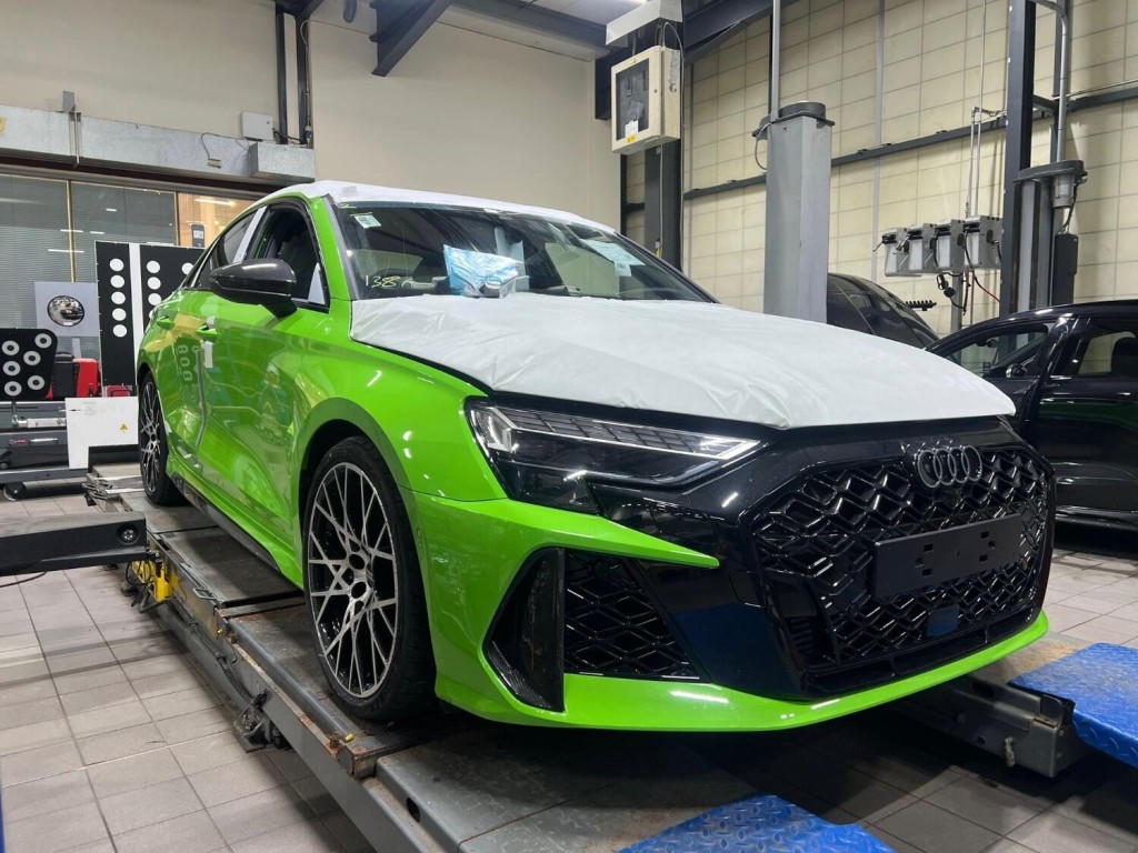 View AUDI RS3 2.5 TFSI Carbon Vorsprung