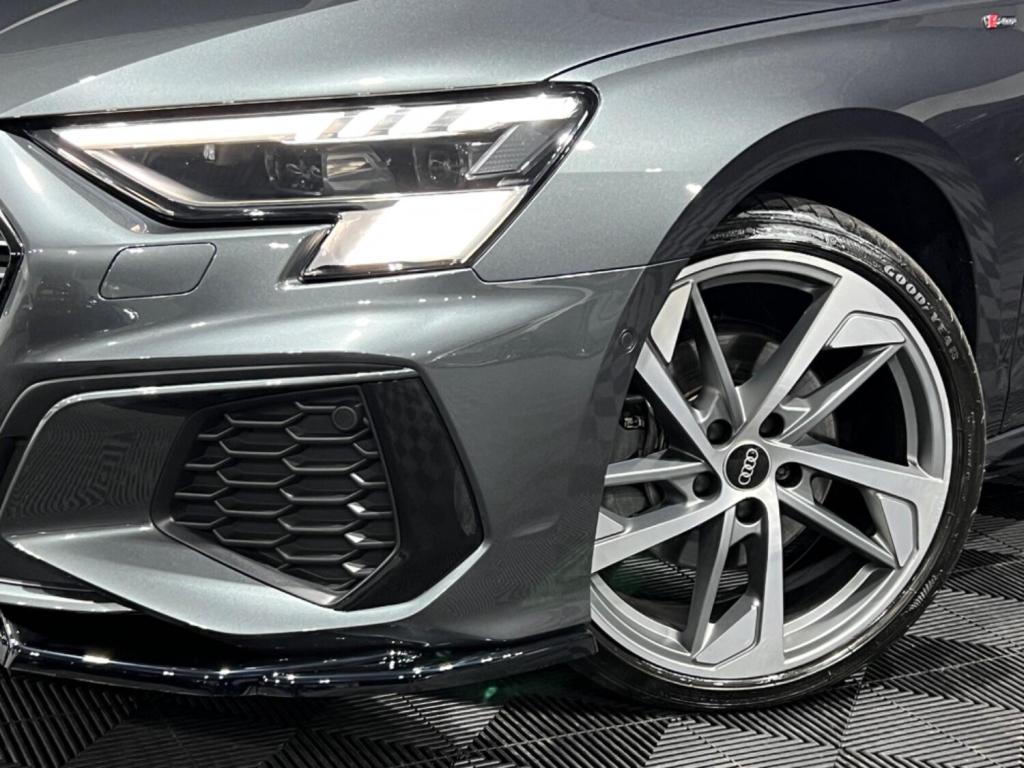 View AUDI A3 2.0 TDI 35 Edition 1