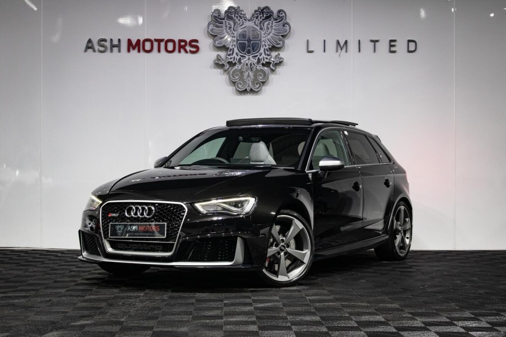 View AUDI RS3 2.5 TFSI