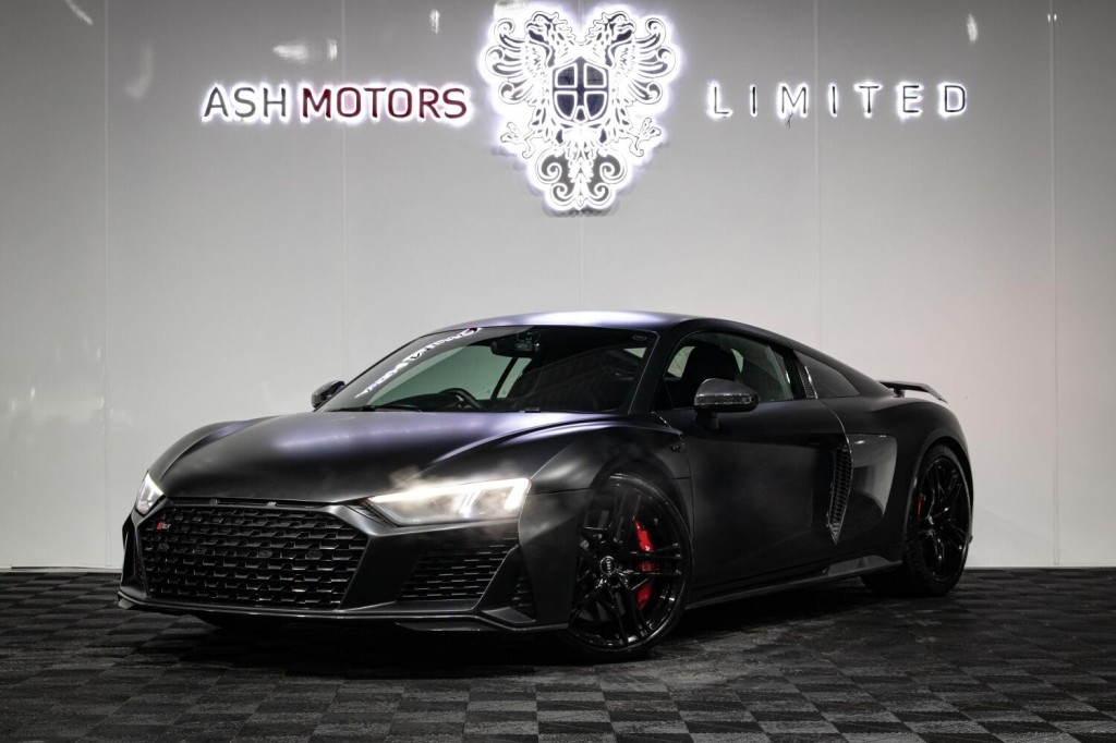View AUDI R8 5.2 FSI V10 Performance