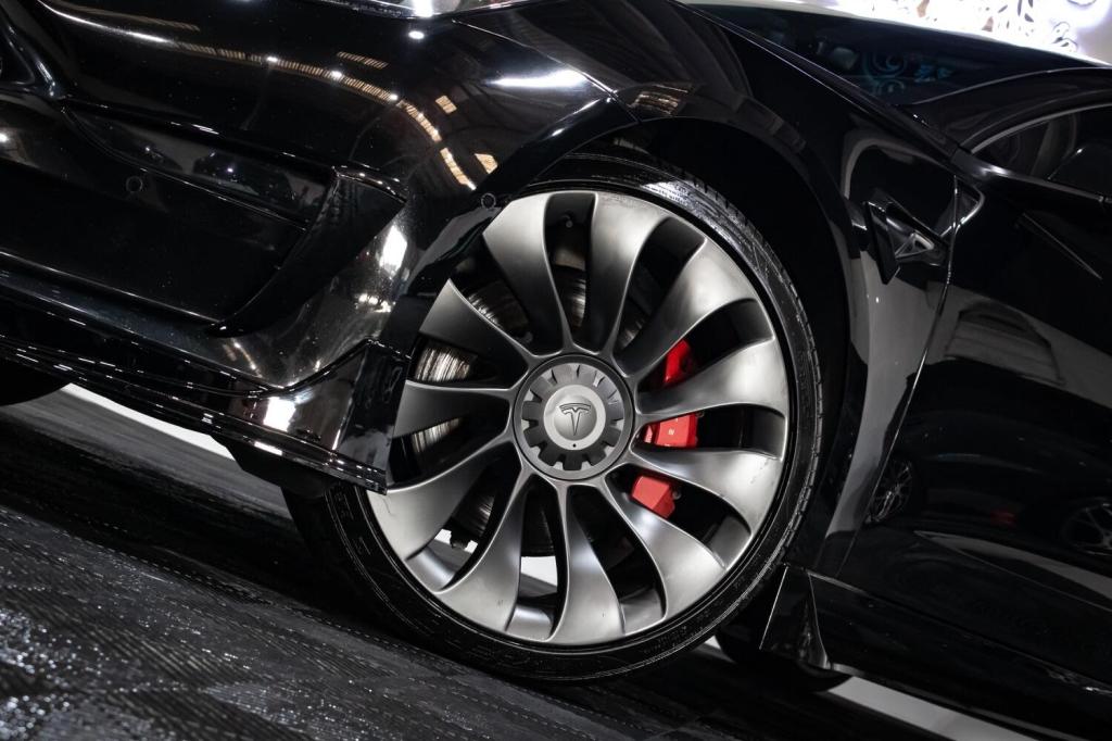 View TESLA MODEL 3 (Dual Motor) Performance