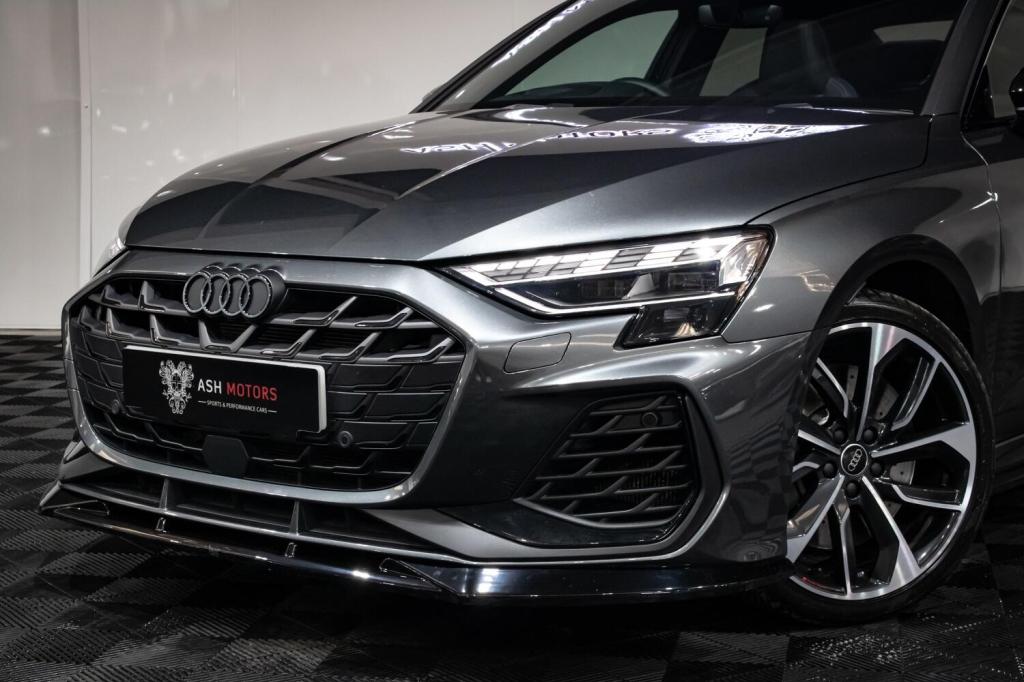 View AUDI S3 2.0 TFSI Black Edition