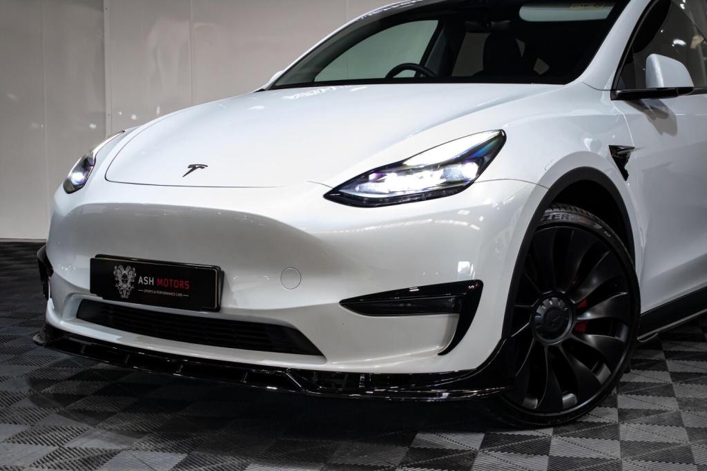 View TESLA MODEL Y (Dual Motor) Performance