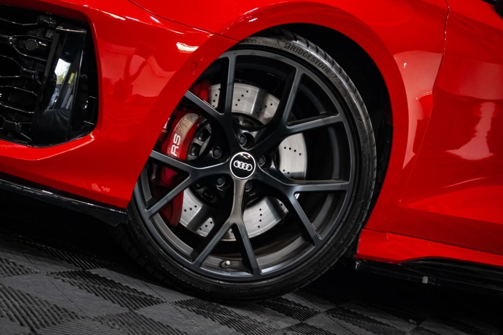 View AUDI RS3 2.5 TFSI Launch Edition
