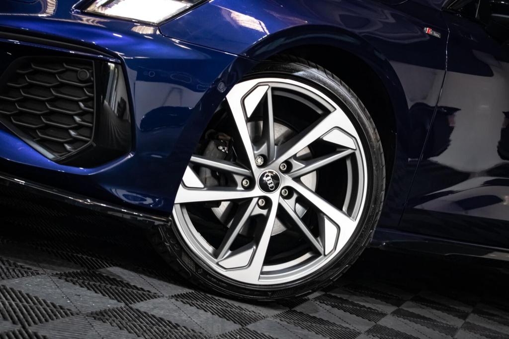 View AUDI A3 2.0 TDI 35 Edition 1