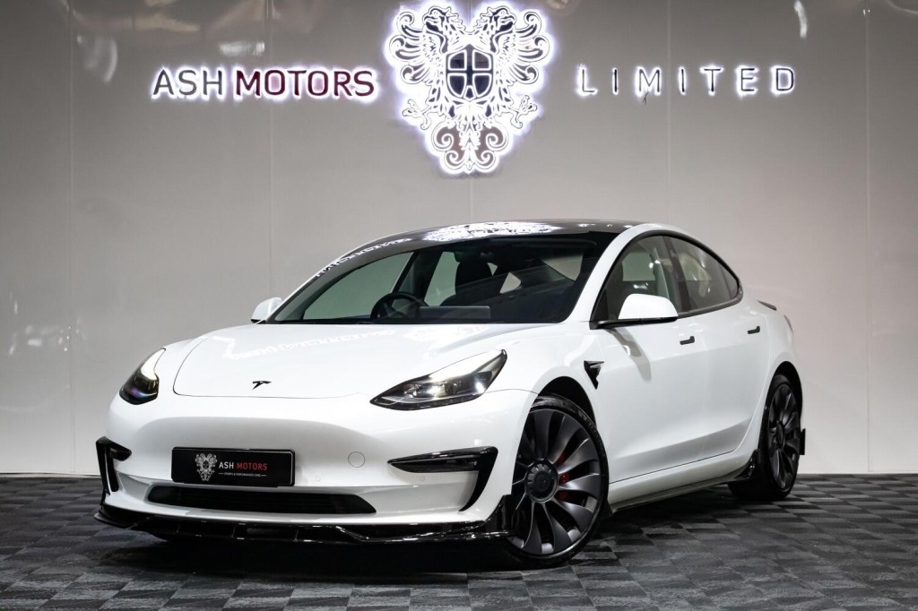 View TESLA MODEL 3 (Dual Motor) Performance