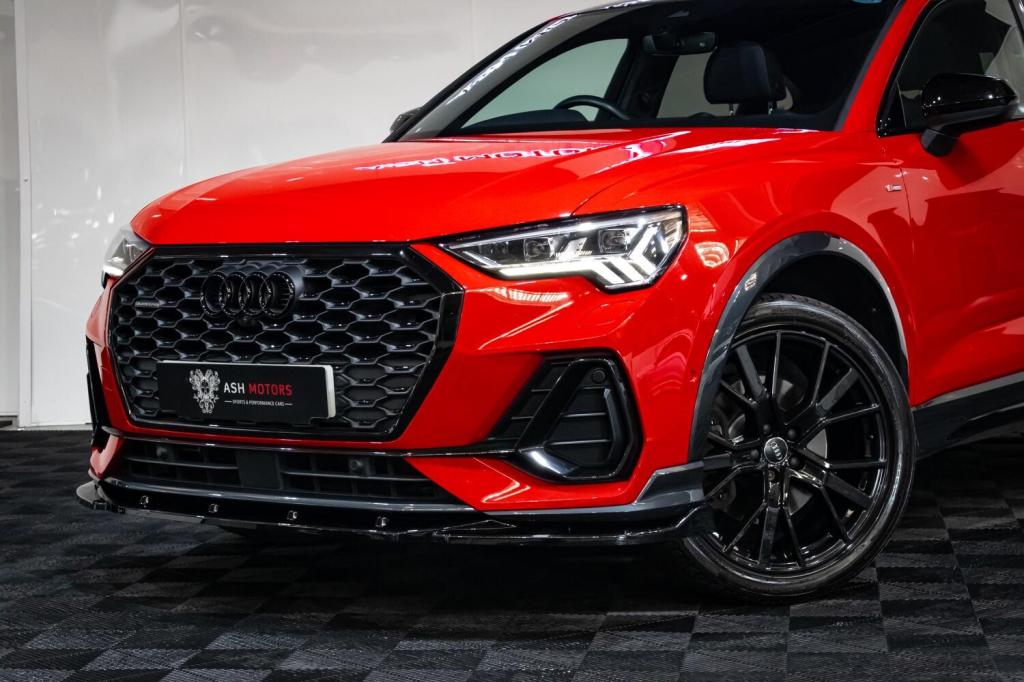 View AUDI Q3 2.0 TFSI 45 Vorsprung