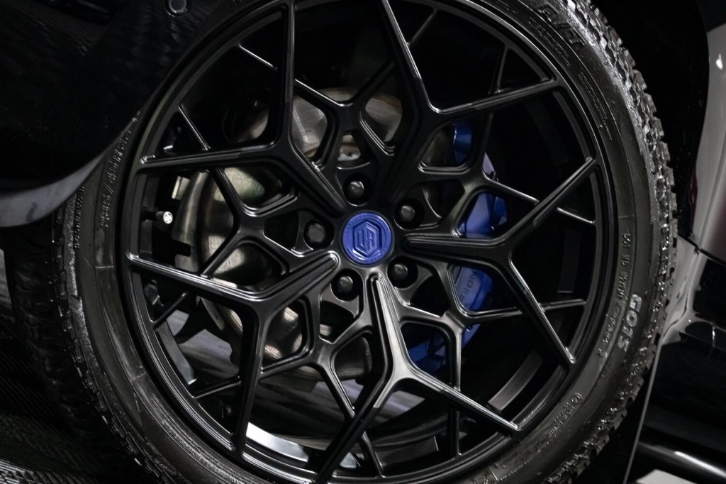 View LAND ROVER DEFENDER 110 3.0 D350 MHEV X-Dynamic HSE