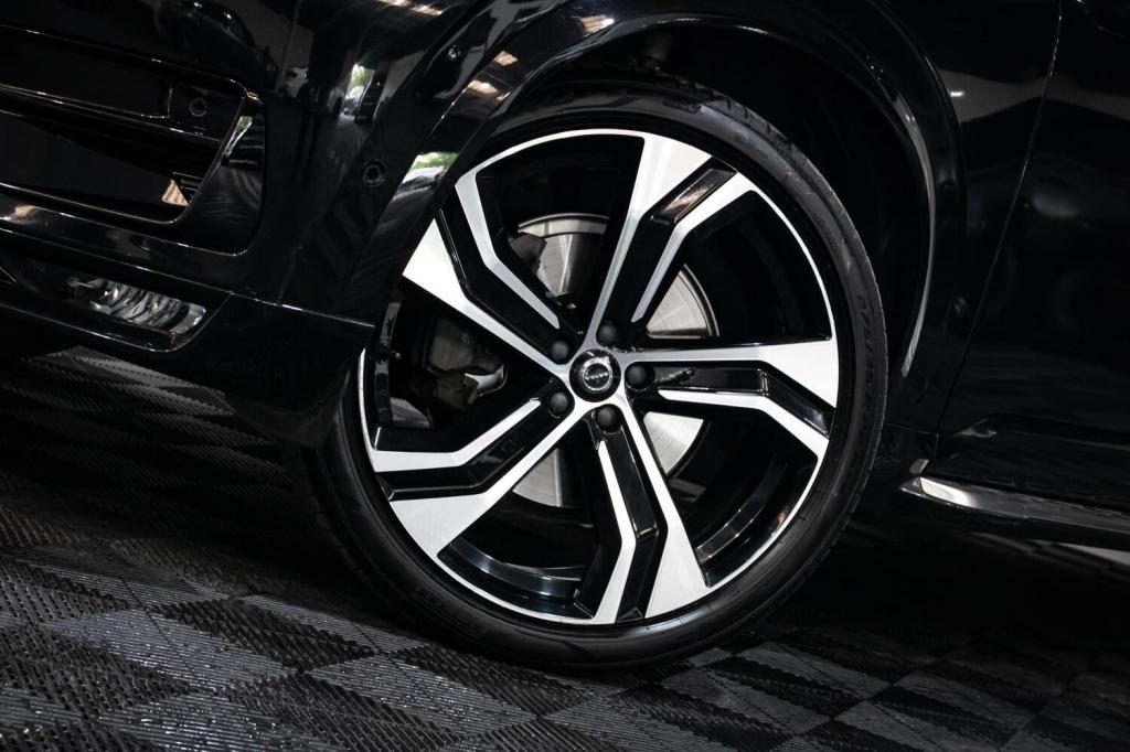 View VOLVO XC90 2.0 Ultimate Dark B5 AWD (250 hp) Auto 7 seat