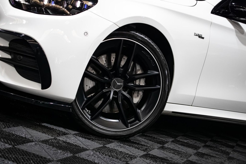 View MERCEDES-BENZ E CLASS 3.0 E53h BiTurbo MHEV AMG Night Edition