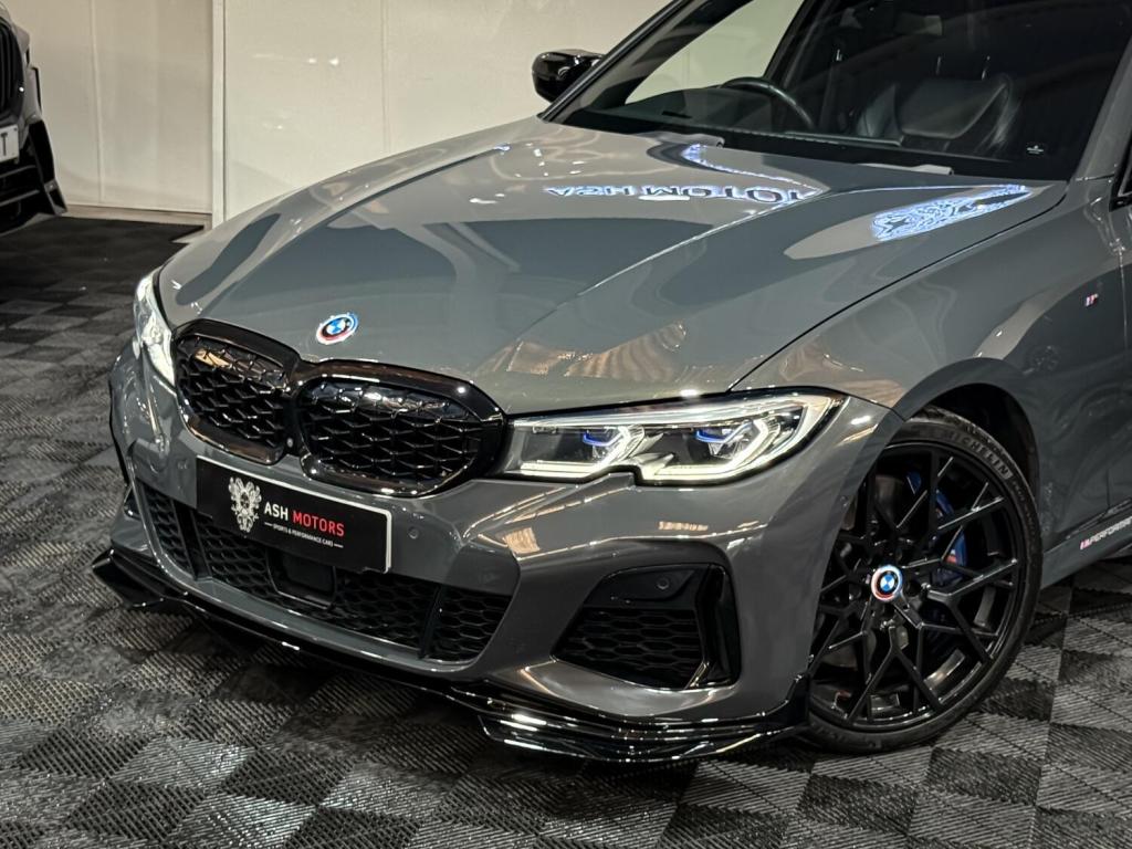 View BMW 3 SERIES 3.0 M340i xDrive Saloon