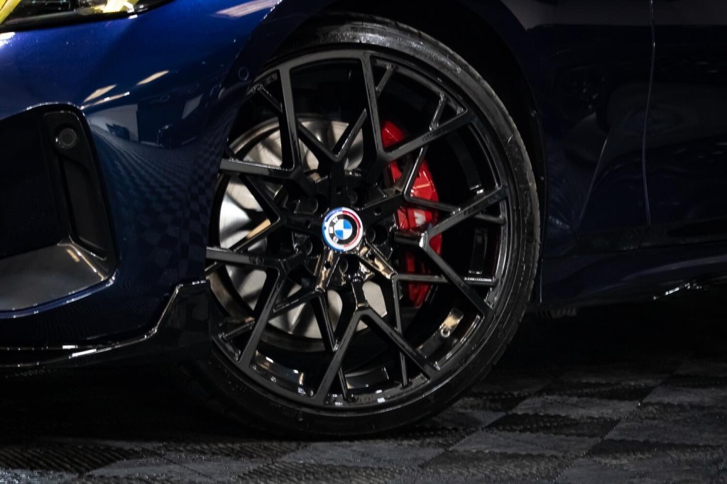 View BMW 3 SERIES 3.0 M340i xDrive Saloon