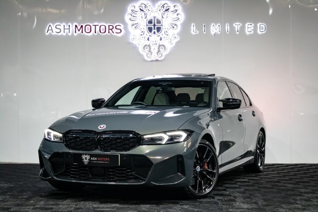 View BMW 3 SERIES 3.0 M340i xDrive Saloon