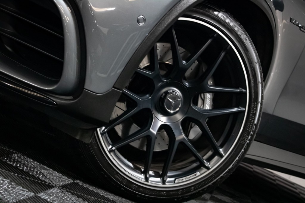 View MERCEDES-BENZ GLC 4.0 GLC63 V8 BiTurbo AMG