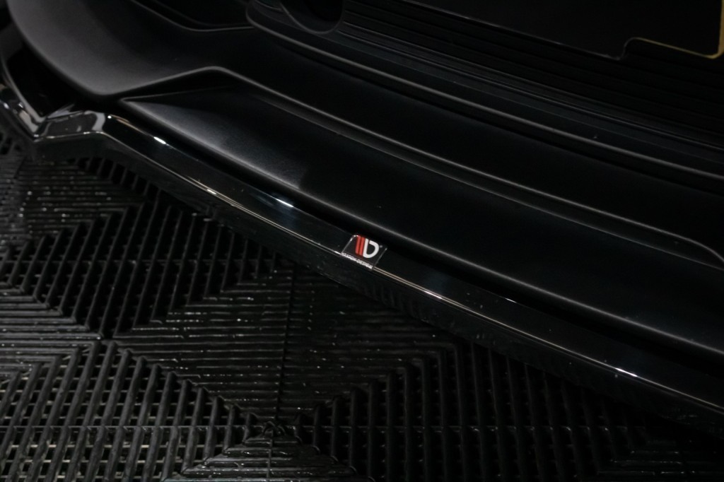 View PORSCHE TAYCAN Performance Plus 93.4kWh 4S