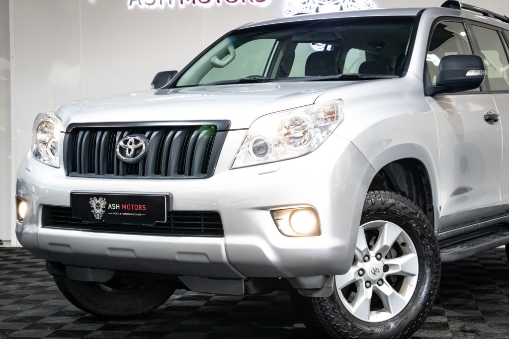 View TOYOTA LAND CRUISER 3.0