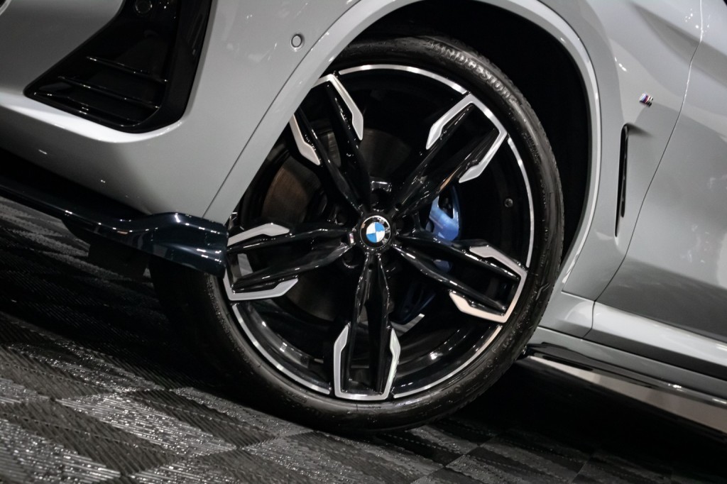 View BMW X3 3.0 X3 M40i