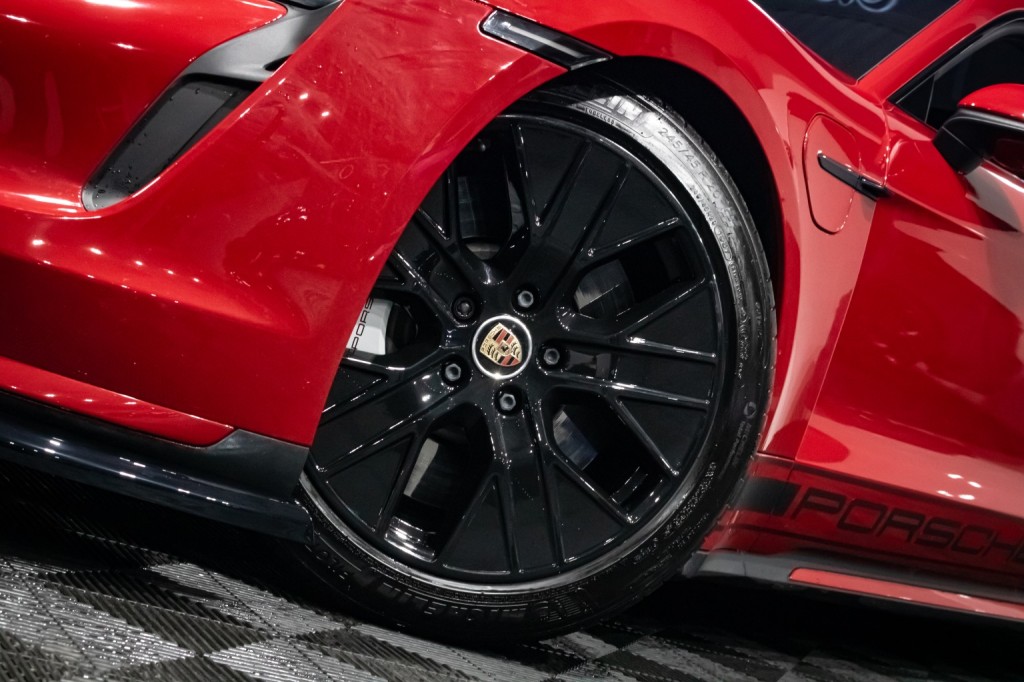 View PORSCHE TAYCAN Performance Plus 93.4kWh Turbo