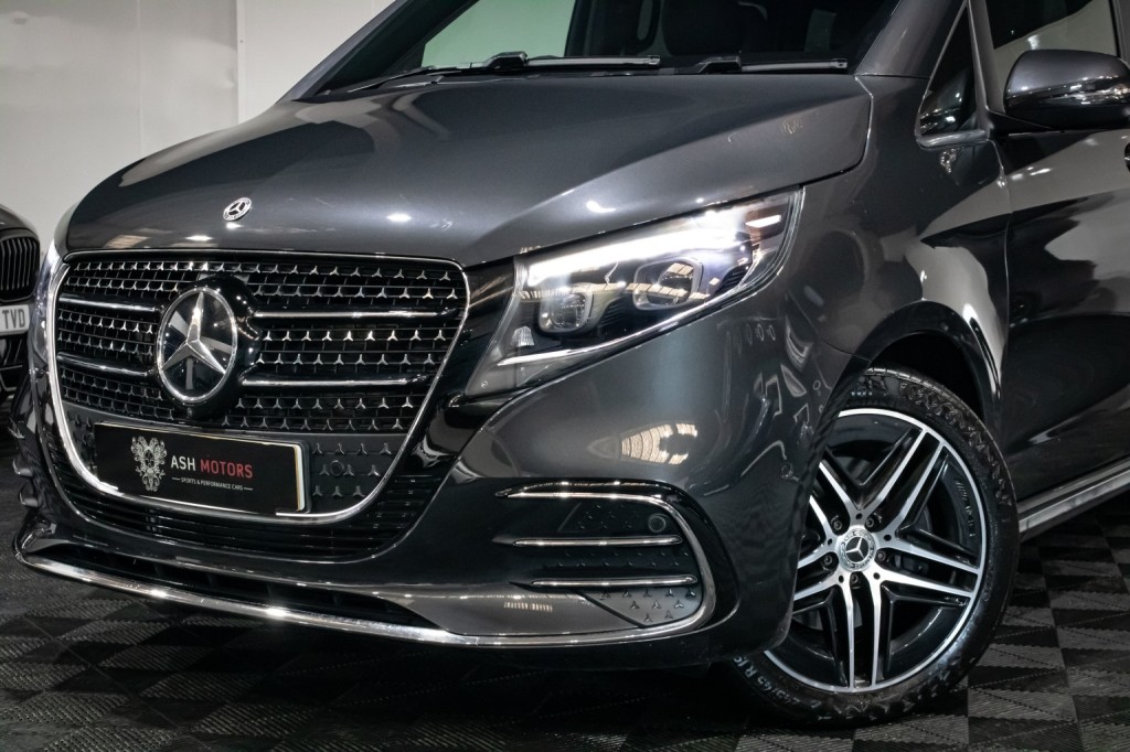 View MERCEDES-BENZ V CLASS 2.0 V300d Premium