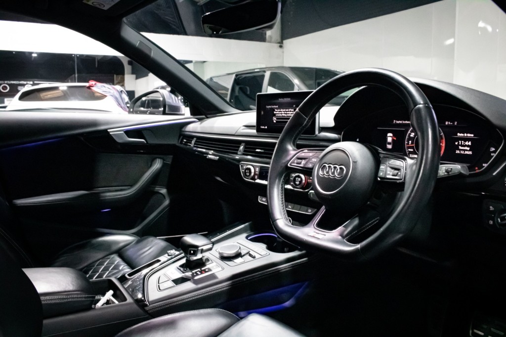 View AUDI S4 3.0 TFSI V6