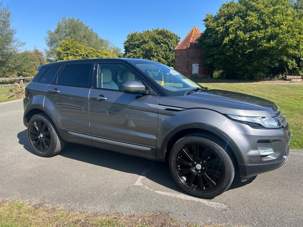 View LAND ROVER RANGE ROVER EVOQUE 2.2 SD4 Pure Tech