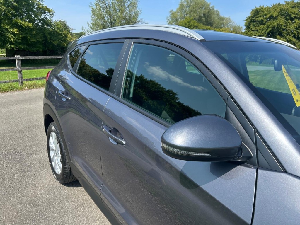 View HYUNDAI TUCSON 1.6 T-GDi SE Nav