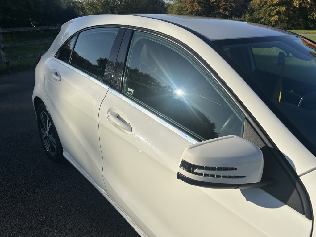 View MERCEDES-BENZ A CLASS 1.6 A180 SE