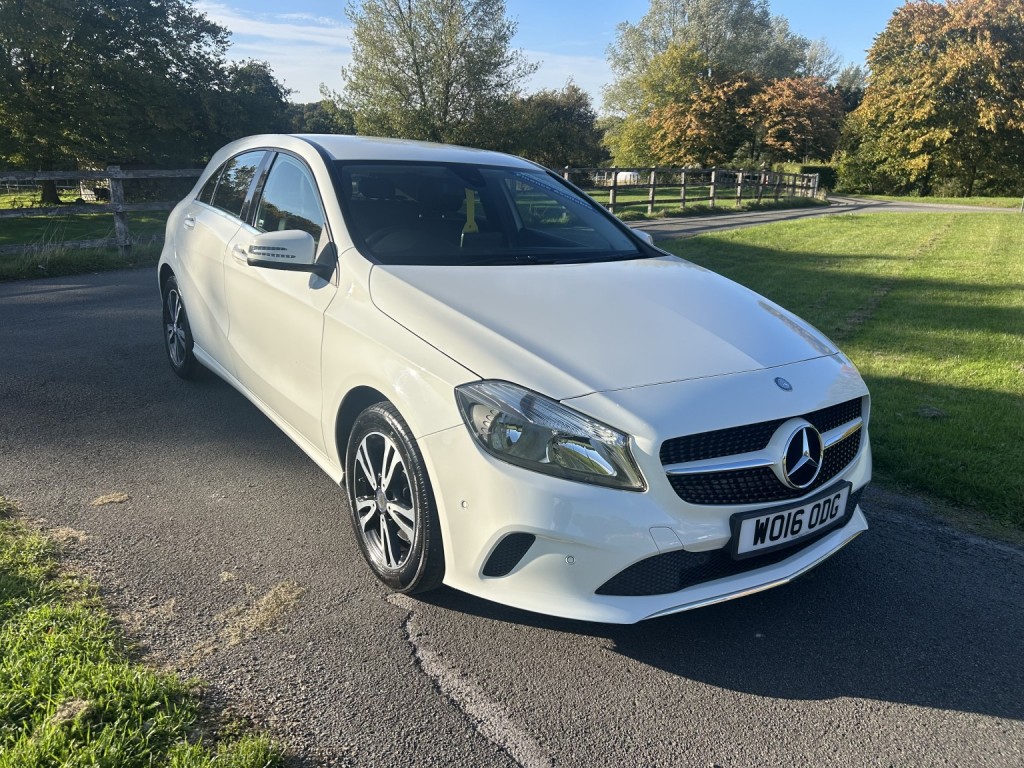 View MERCEDES-BENZ A CLASS 1.6 A180 SE