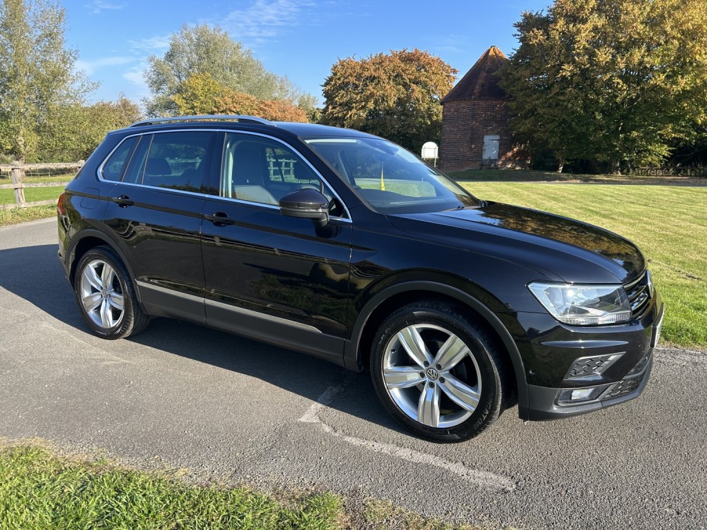 View VOLKSWAGEN TIGUAN 1.5 TSI EVO Match