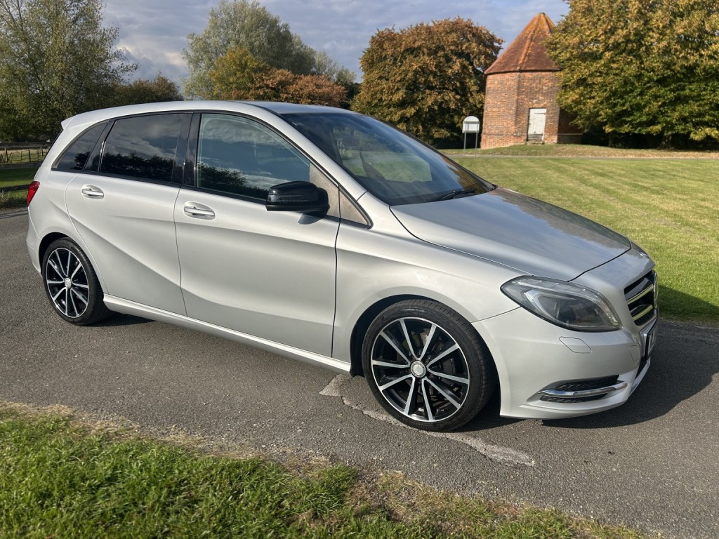 View MERCEDES-BENZ B CLASS 1.5 B180 CDI Sport