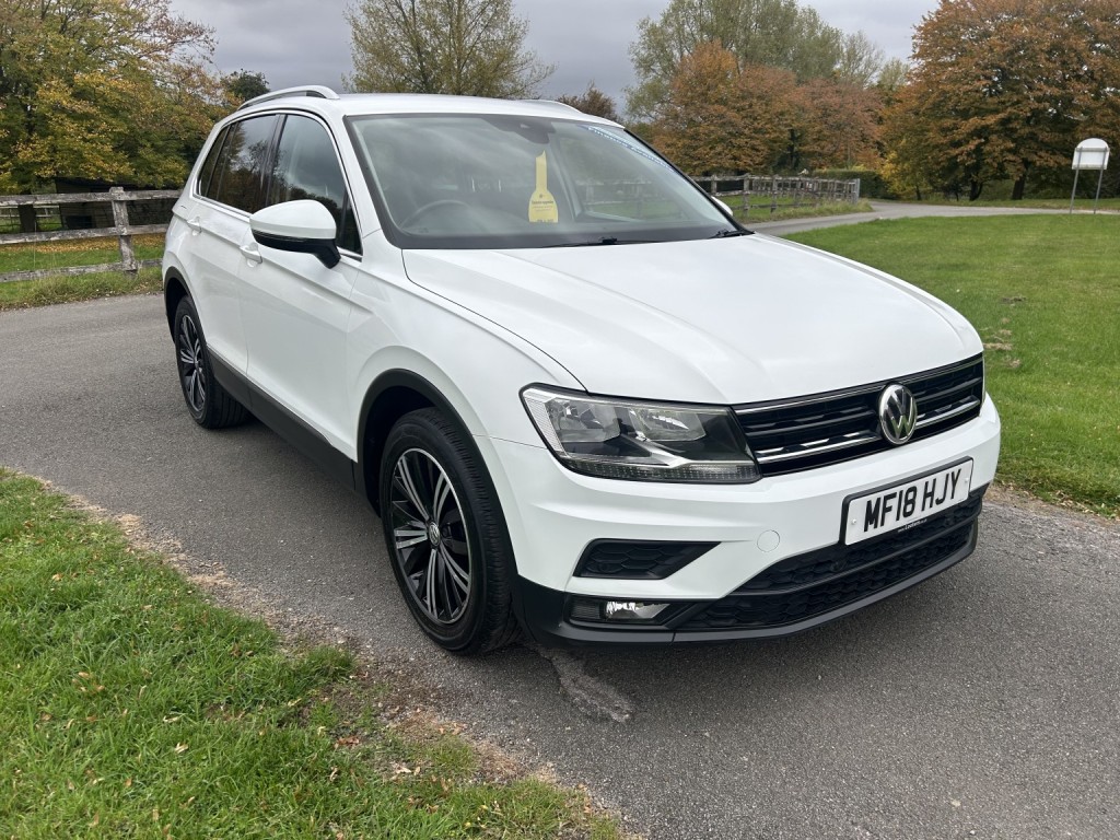 View VOLKSWAGEN TIGUAN 1.4 TSI SE Navigation