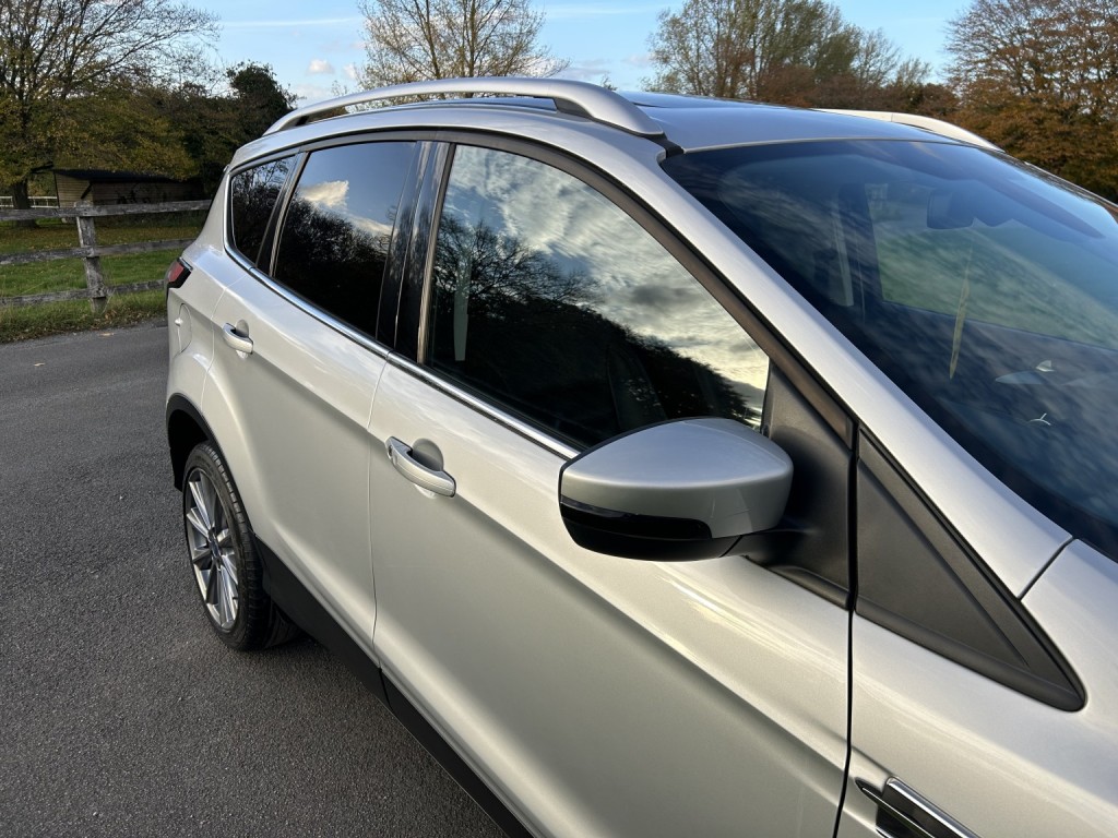 View FORD KUGA 1.5 T EcoBoost Titanium X Edition