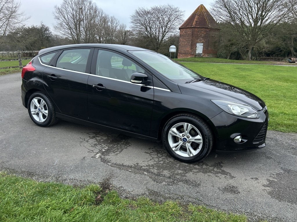 View FORD FOCUS 1.6 TDCi Zetec