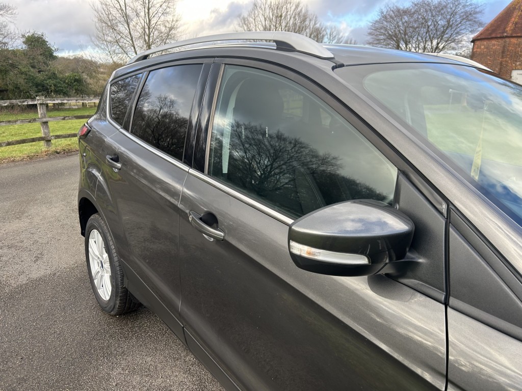 View FORD KUGA 1.5 T EcoBoost Zetec