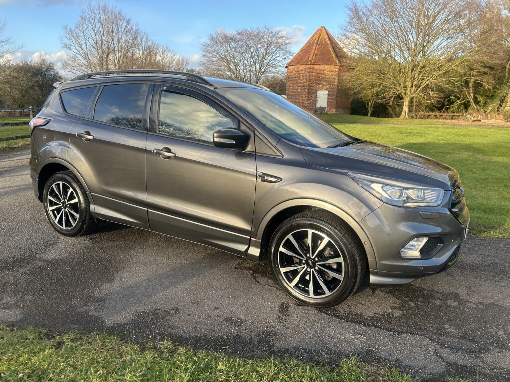 View FORD KUGA 2.0 TDCi EcoBlue ST-Line