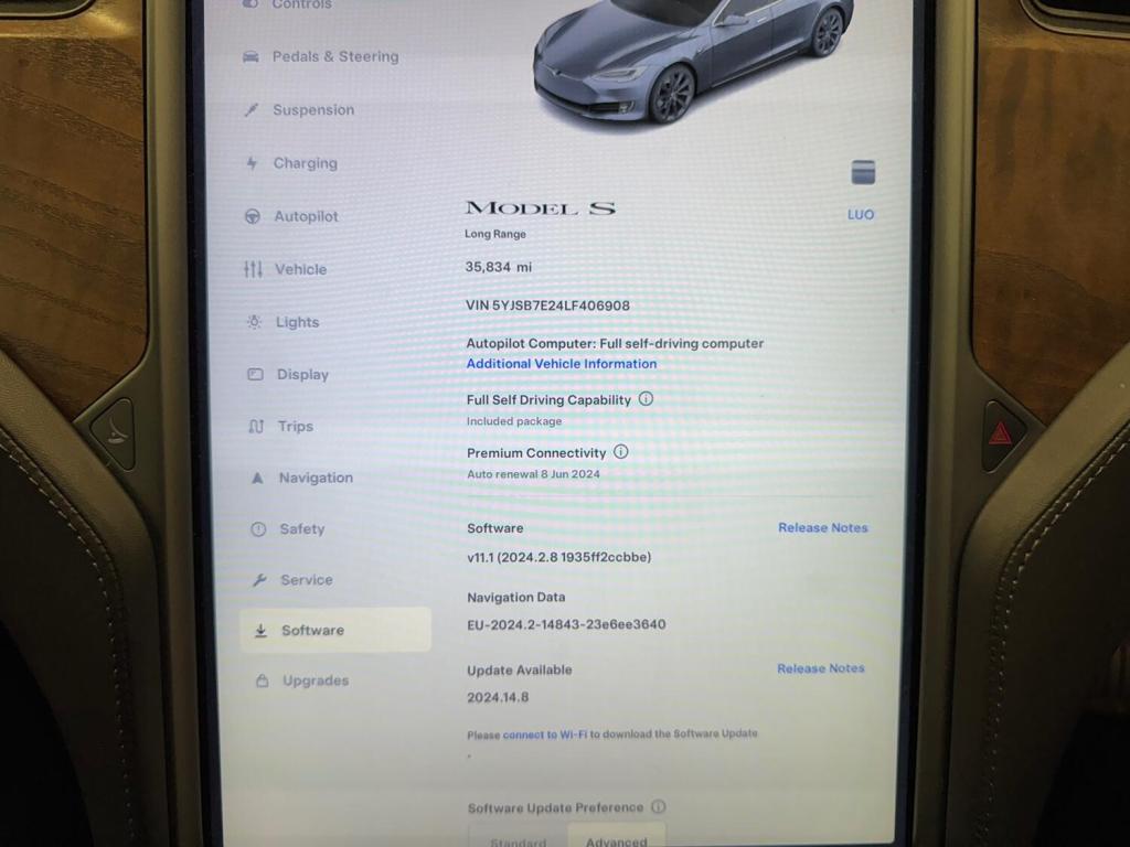 TESLA MODEL S